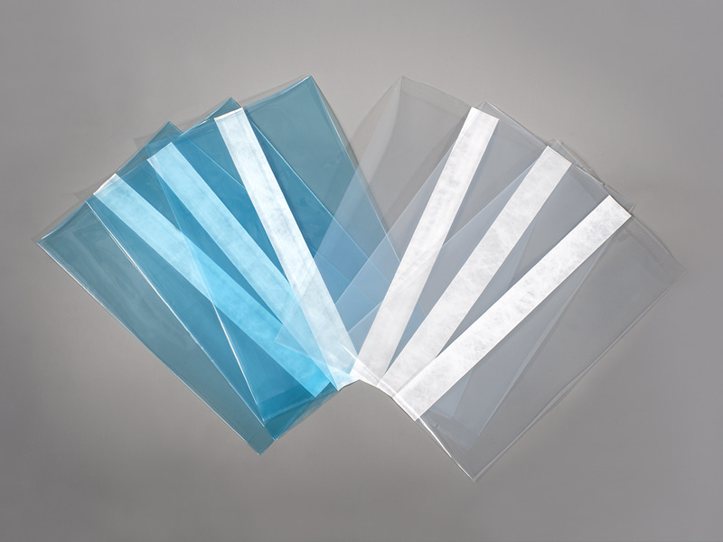 Centro a strisce centrale fatto di Tyvek